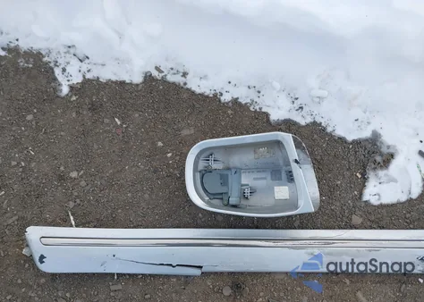 2002 Mercedes-Benz E 320 Special Edition z USA, uszkodzony, nr VIN WDBJF65J02B500155